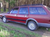 Volkswagen Passat Универсал 1.6 1988 с пробегом