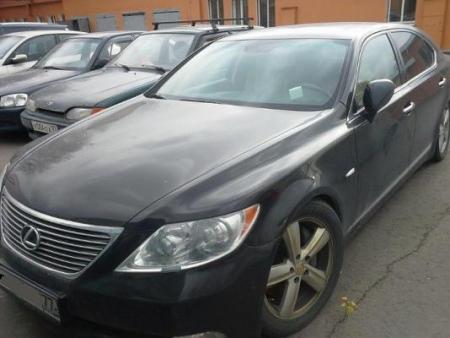 Lexus LS 460