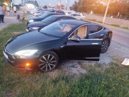 Tesla Model S