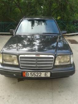 Mercedes-Benz E