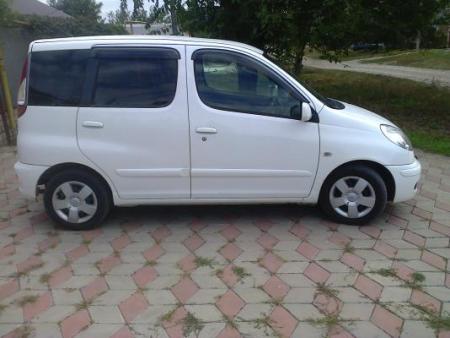 Toyota Funcargo