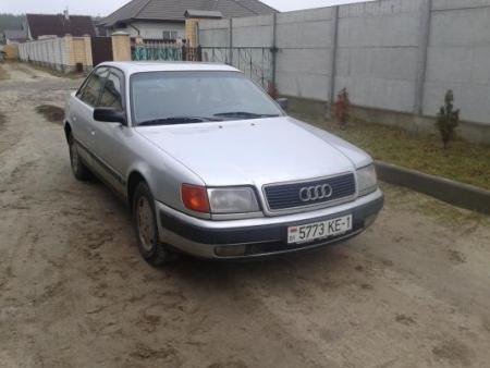 Audi 100