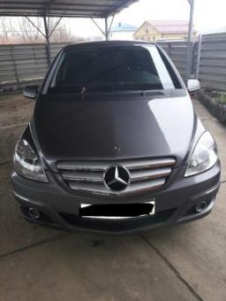 Mercedes-Benz B