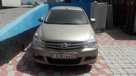 Nissan Almera