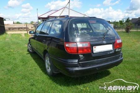 Toyota Carina E