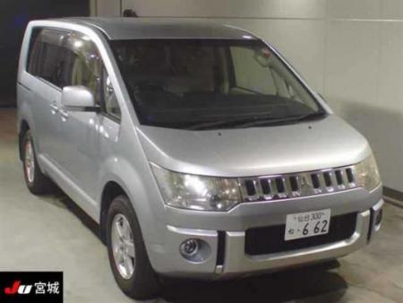 Mitsubishi Delica