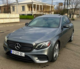 Mercedes-Benz E