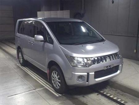 Mitsubishi Delica