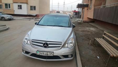 Mercedes-Benz R