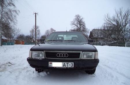 Audi 100