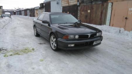 Mitsubishi Diamante