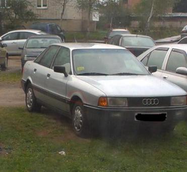 Audi 100