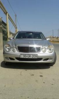 Mercedes-Benz E