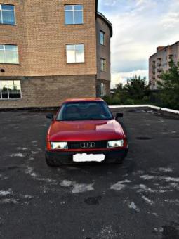 Audi 80