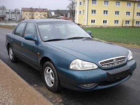 Kia Clarus