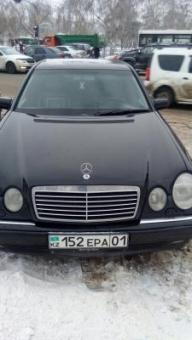 Mercedes-Benz E