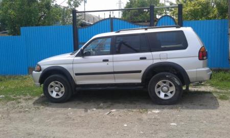 Mitsubishi Montero Sport