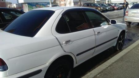 Nissan Sunny