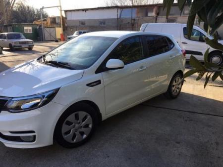 Kia Avella