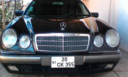 Mercedes-Benz E
