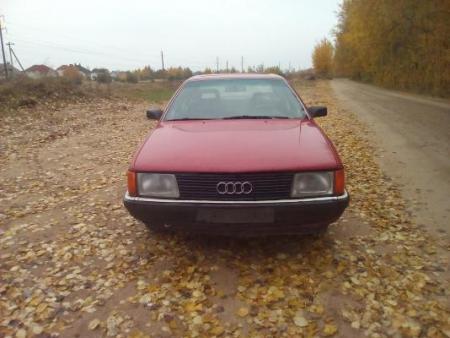 Audi 100
