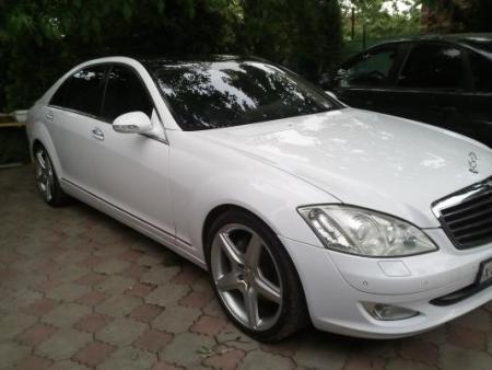 Mercedes-Benz S