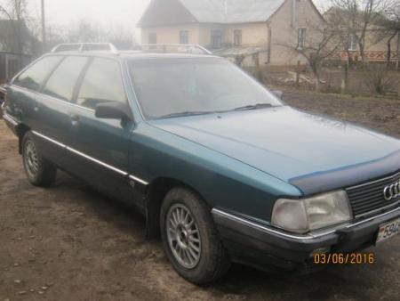 Audi 100