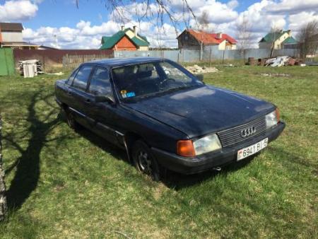 Audi 100