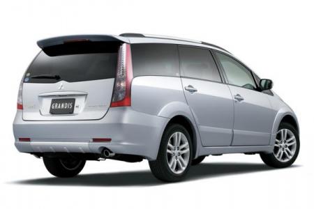 Mitsubishi Grandis