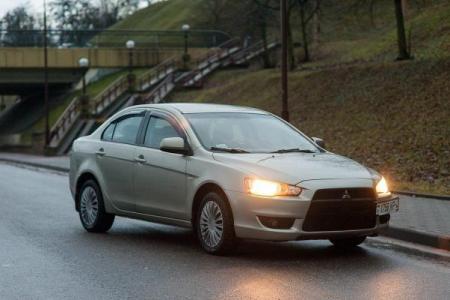 Mitsubishi Lancer