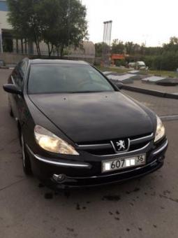Peugeot 607