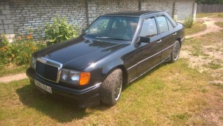 Mercedes-Benz E