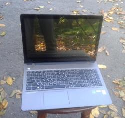 Ноутбук Touch Medion Akoya E6412T