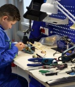 Мастер по ремонту медицинских аппаратов,подработка