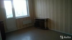 продам срочно двух комнатную квартиру