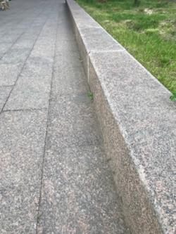 Гранитный бордюр (Бордюр гранитный ГП1, 2, 3, 4, 5) Гранитный бордюр (Бордюр гранитный ГП1, 2, 3, 4, 5)