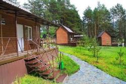 Круглогодичная база отдыха на Горном Алтае (с.Чемал)