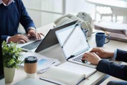 В компанию требуются сотрудники на удалённую работу.