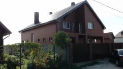 Пос.Рыбное, Гурьевский р-н, дом 240 кв.м, баня 54 кв.м, на участке 12 сот, ИЖД, всё в собств, все коммуникации, 3км до  Калининграда