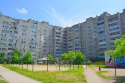Продам двухкомнатную квартиру в микрорайоне