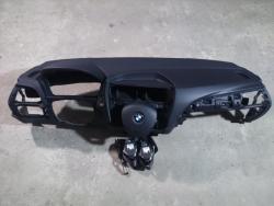 Ремонт и перетяжка панели автомобиля