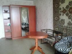 В цену входит всё. Сдам двухкомнатную квартиру 43 метра.