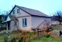 Продам дом в селе Адамовка
