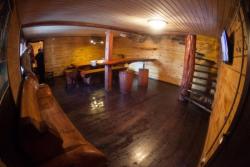 Сдам посуточно коттедж  с баней Металлургов 2г стр7