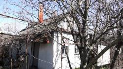 Дом в хорошем месте поселка Яблоновский за смешные деньги