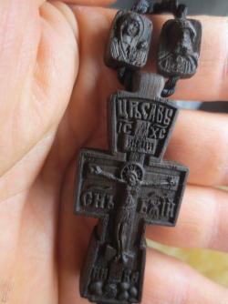 деревянный крестик