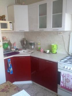 Продам 3-комнатную в районе ул. Ленинградская.