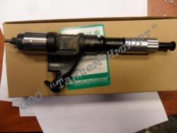 Форсунка DENSO 095000-8011 / VG1246080051