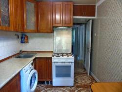 Продам 4 ком Байзакова Казыбек би