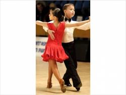 Бальные танцы для детей в школе танцев E-Study-On!